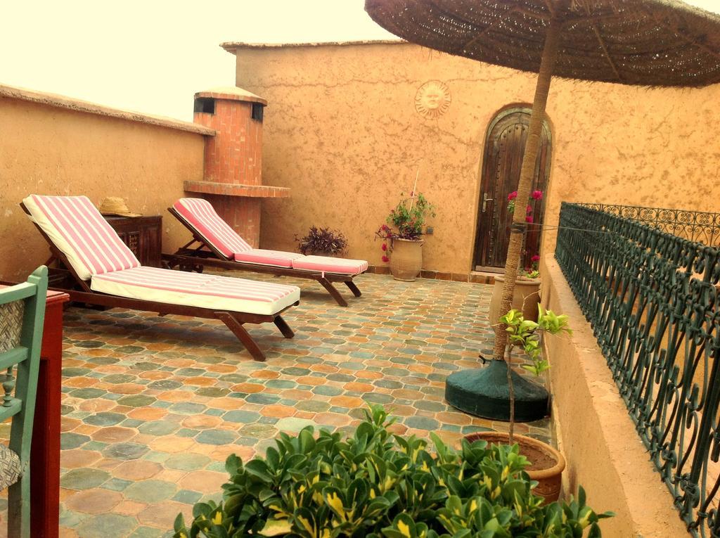 Riad Timadrouine Timatraouine Kültér fotó