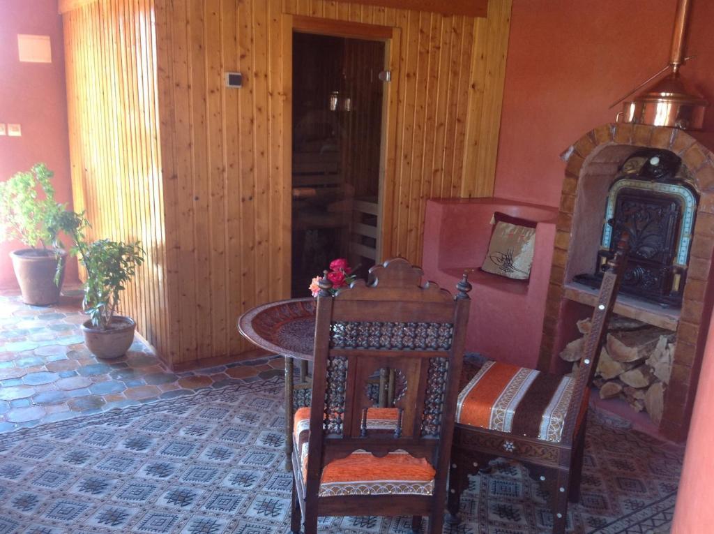 Riad Timadrouine Timatraouine Kültér fotó